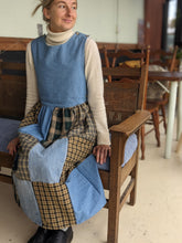 Load image into Gallery viewer, jumper, vintage, patchwork, automne, vêtement fait main, local, artisanal, quebec, ile d'orleans