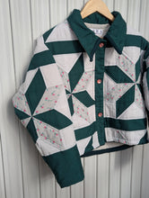 Load image into Gallery viewer, baba, vêtement fait main, quebec, artisan, local, mode consciente, quilt, printemps, manteau