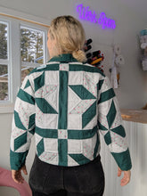 Load image into Gallery viewer, baba, vêtement fait main, quebec, artisan, local, mode consciente, quilt, printemps, manteau