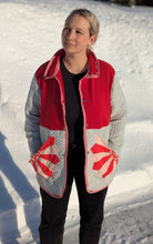 Load image into Gallery viewer, baba, vêtement fait main, quebec, artisan, local, mode consciente, quilt, printemps, manteau
