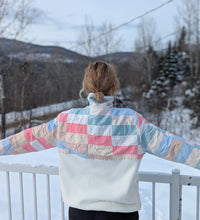 Load image into Gallery viewer, baba vêtement fait main, artisan, local, fleece, quilt, pastel