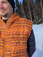 Load image into Gallery viewer, baba, vêtement fait main, quebec, artisan, local, mode consciente, veste, orange