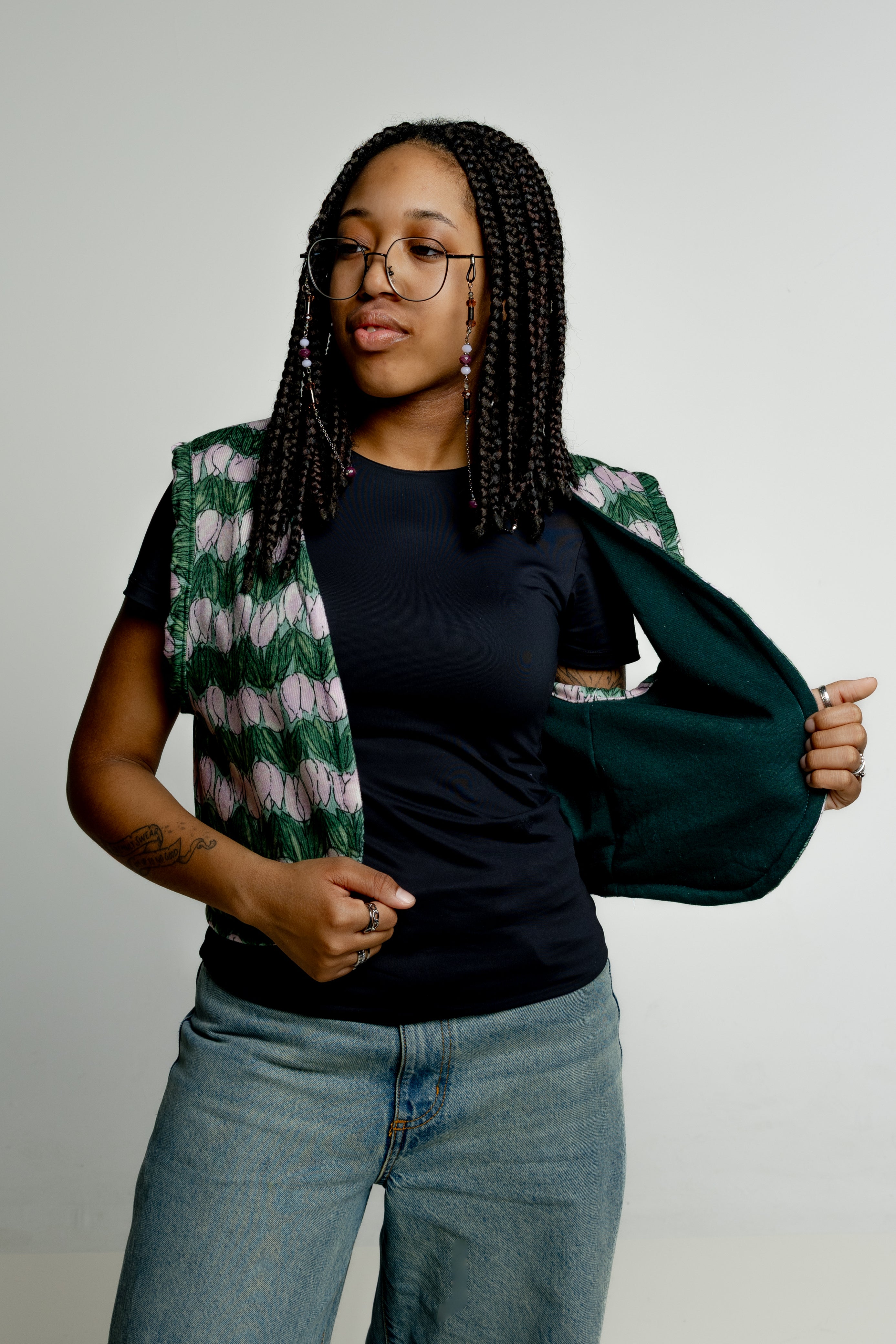 baba, vêtement fait main, mode consciente, artisan, québec, côte de beaupré, accessoire, chaine à lunette