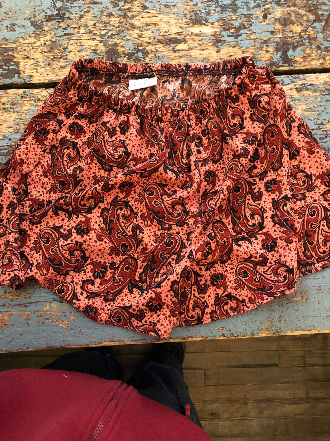 Short orange carlo