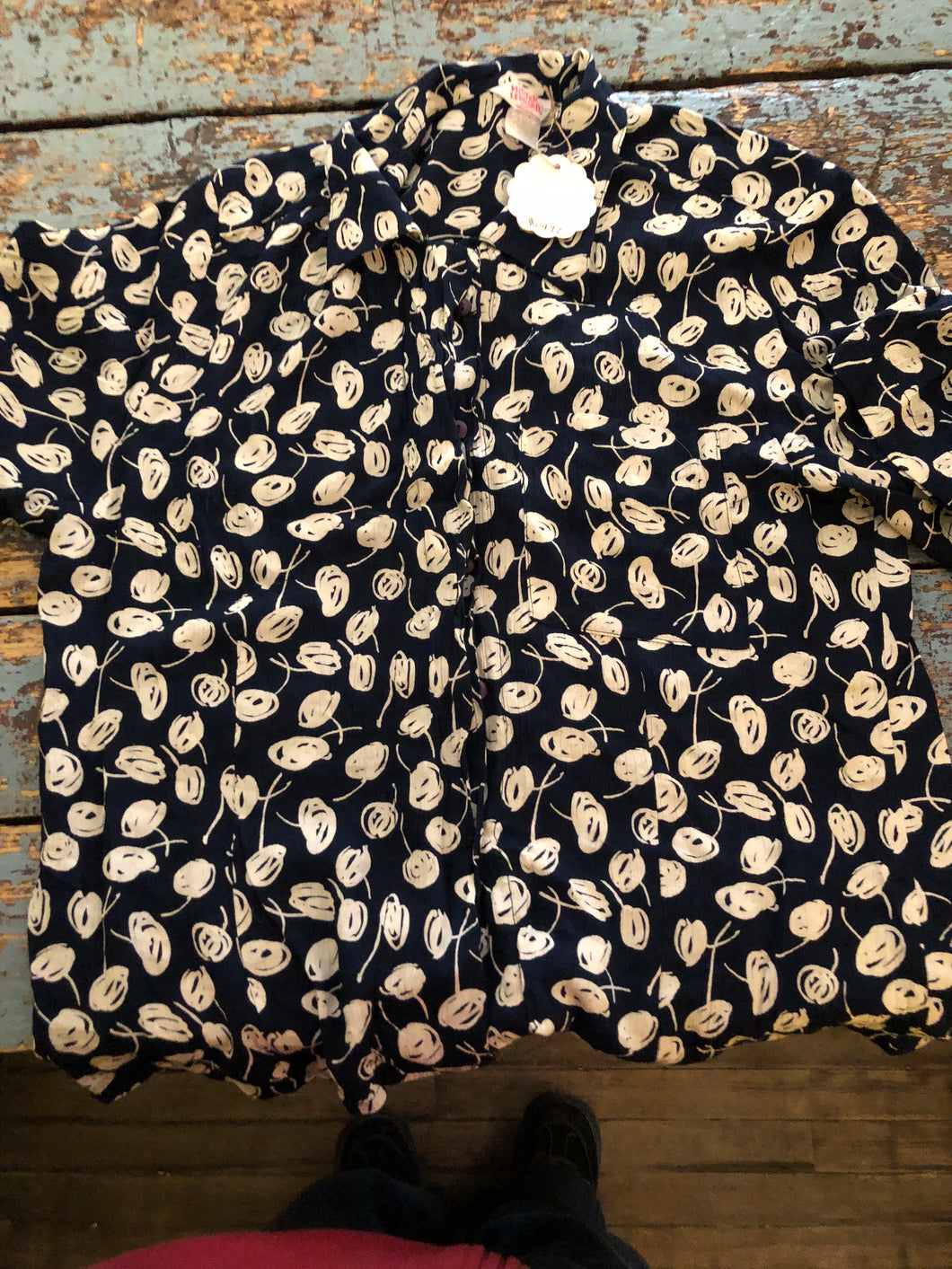 Chemise noire et beige