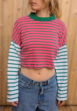 Load image into Gallery viewer, Cropped top rayé

