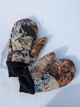 Load image into Gallery viewer, baba vêtement fait main, artisan, local, mitaine, minou, vintage
