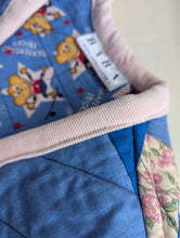 Load image into Gallery viewer, baba vêtement fait main, artisan, local, quilt, veste 
