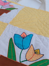 Charger l&#39;image dans la galerie, baba, vêtement fait main, quebec, artisan, local, mode consciente, quilt, printemps, tulipe, tôte bag
