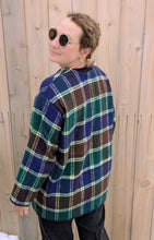 Charger l&#39;image dans la galerie, baba, vêtement fait main, quebec, artisan, local, mode consciente, veste, laine, tartan
