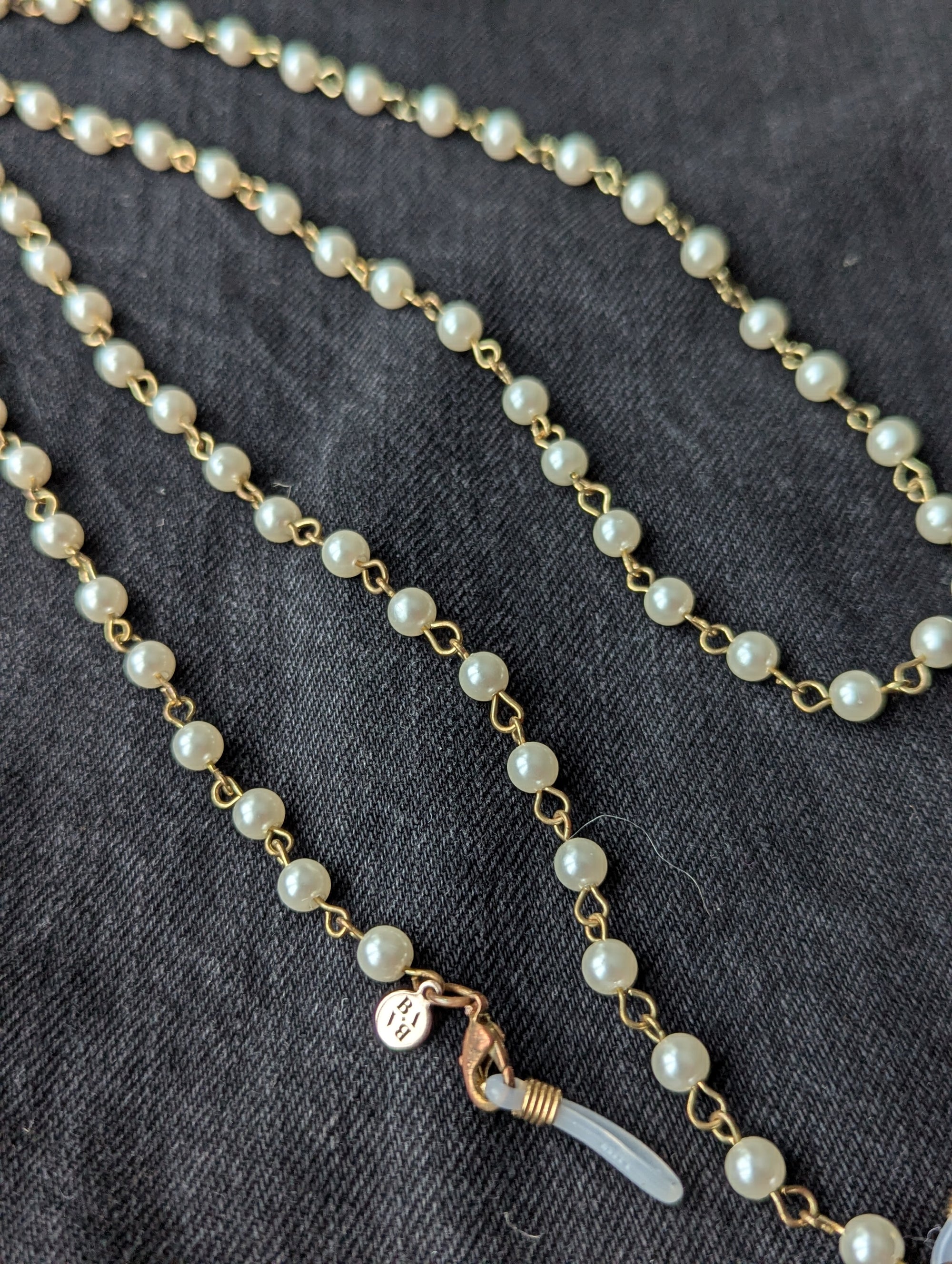 baba, vêtement fait main, mode consciente, artisan, québec, côte de beaupré, accessoire, chaine à lunette