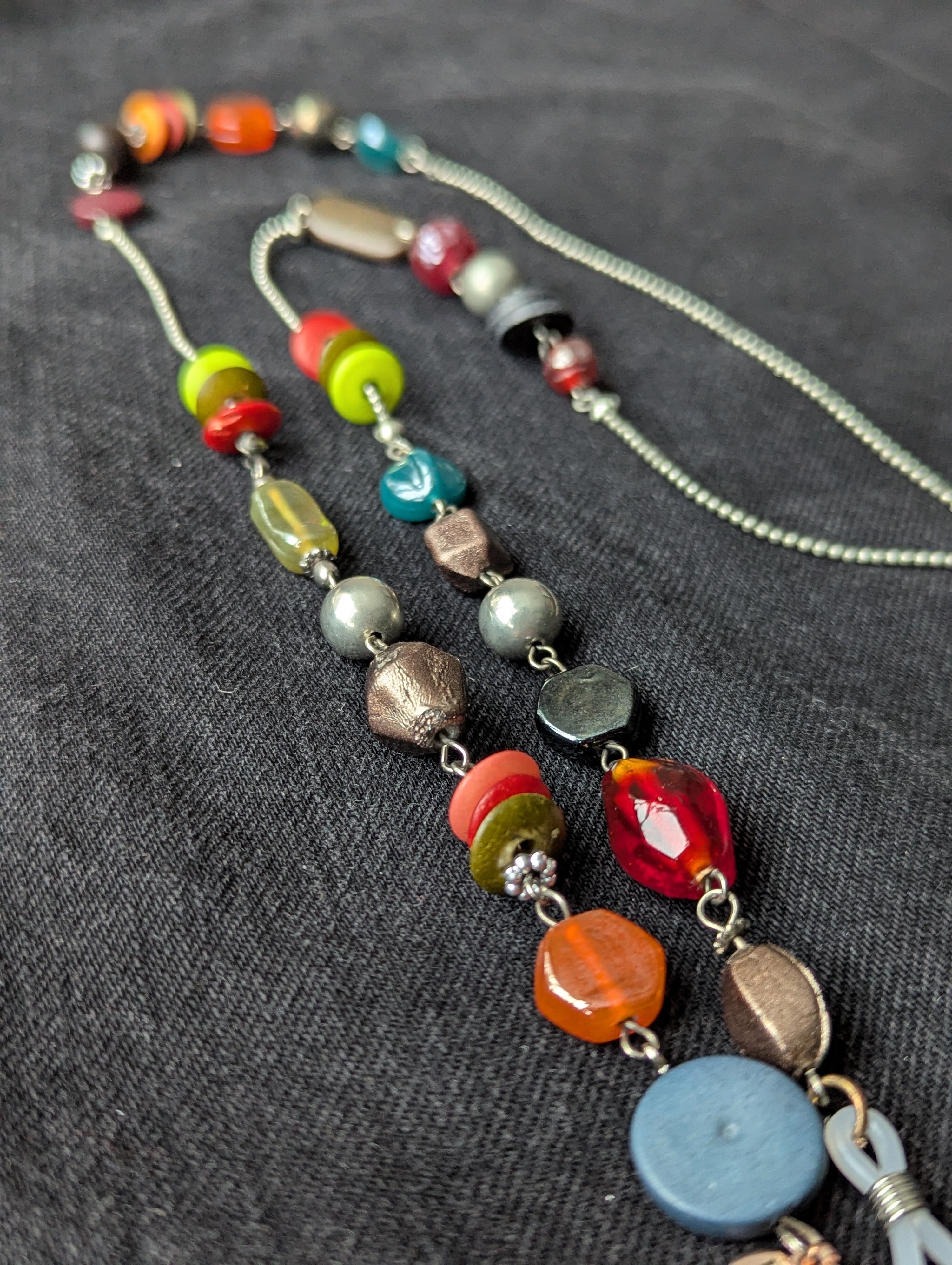 baba, vêtement fait main, mode consciente, artisan, québec, côte de beaupré, accessoire, chaine à lunette