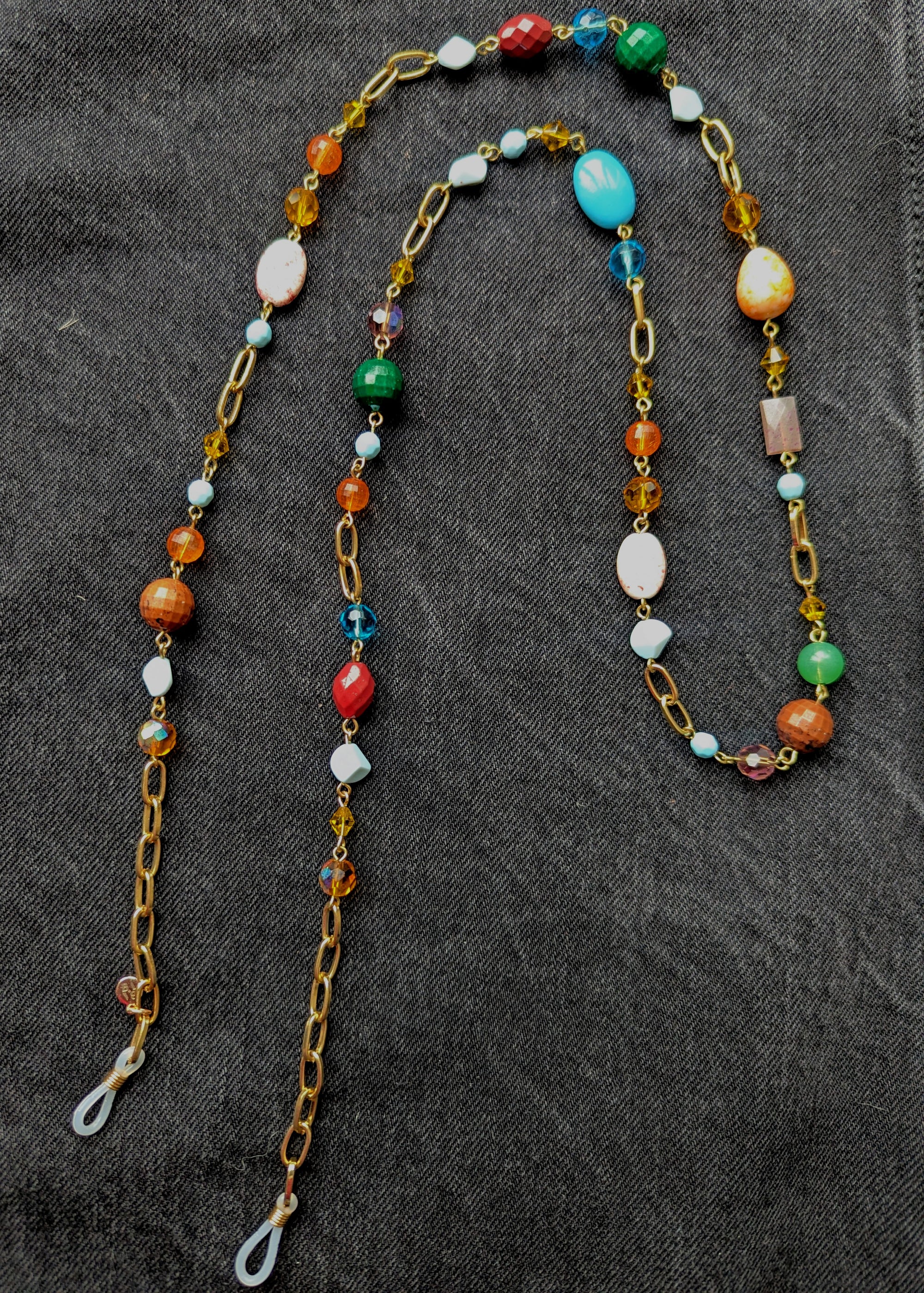 baba, vêtement fait main, mode consciente, artisan, québec, côte de beaupré, accessoire, chaine à lunette