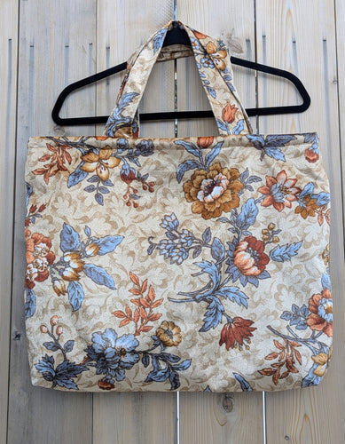 baba, vêtement fait main, quebec, artisan, local, mode consciente, sac, velours, vintage